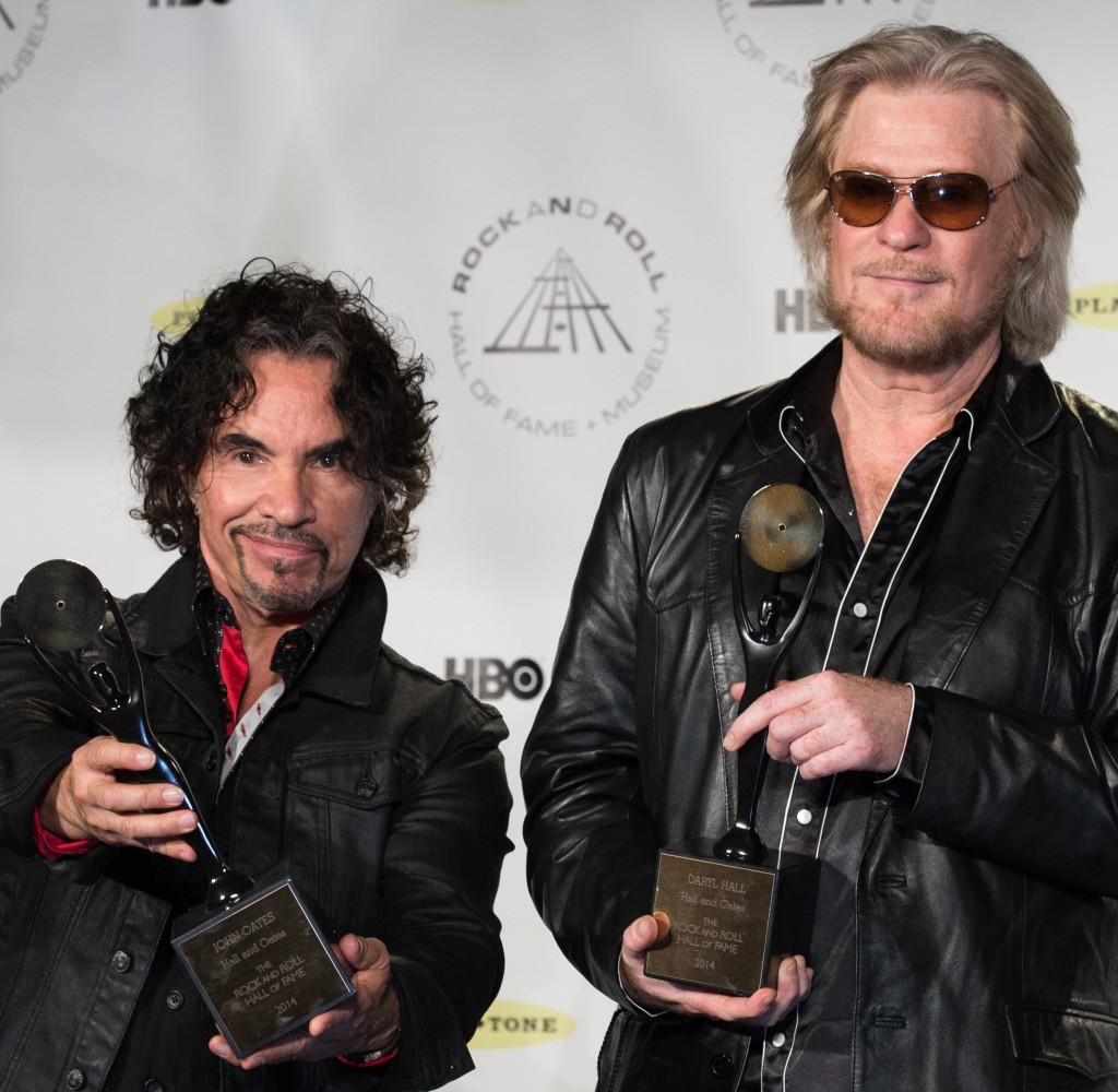 DARYL HALL & JOHN OATES AND TRAIN RELEASE NEW SONG “PHILLY FORGET ME NOT”
