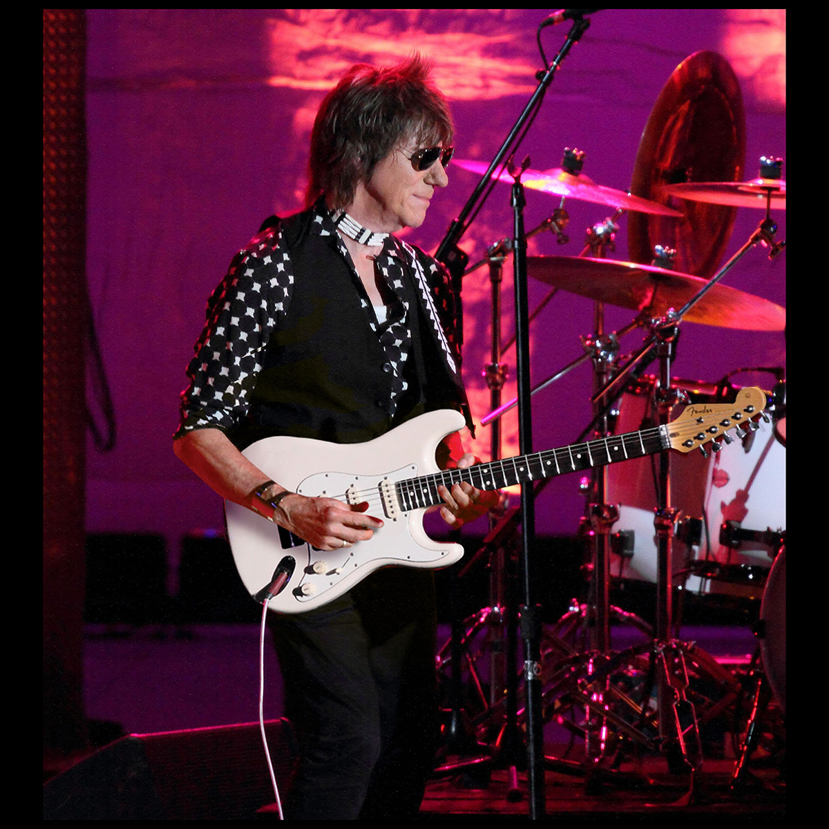 Rock World Mourns Passing Of Jeff Beck￼