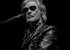 Daryl Hall and Elvis Costello Announce Co-headlining Summer Tour